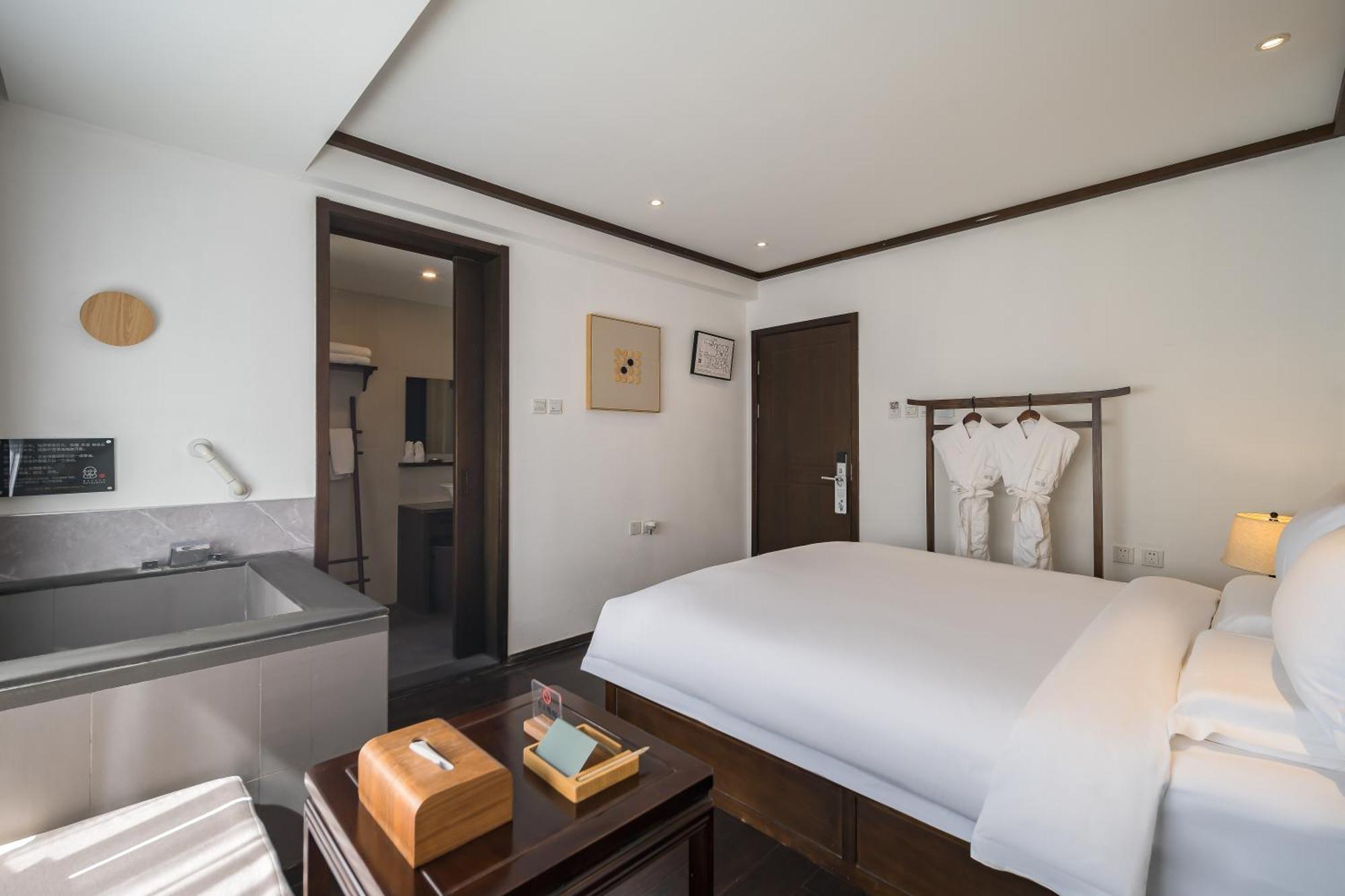 Dasein Youlan Hotel-Near The Forbidden City, Tiananmen Square, Guijie Street, Beihai Park, Jingshan Park, And Yonghe Temple Peking Kültér fotó